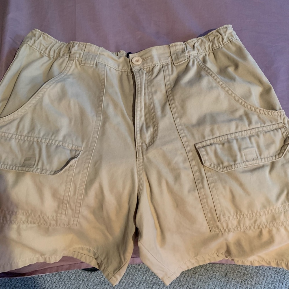 Basic Editions Khaki Cargo Shorts